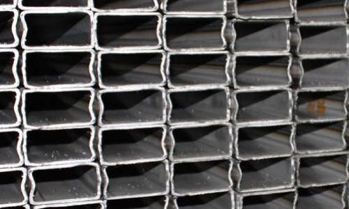 Is Steel Pipe or Steel Tube Better For Your Applications?